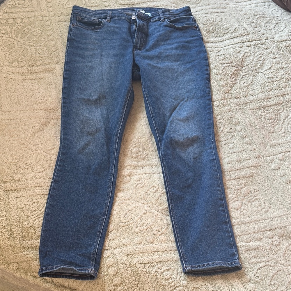 Women’s old navy rockstar super skinny Jeans 12